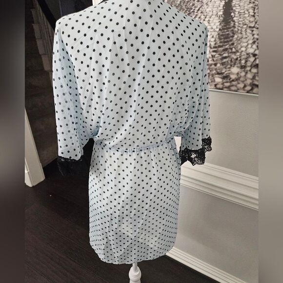 Sheer polka dot Robe 1x NWOT - Picture 7 of 10